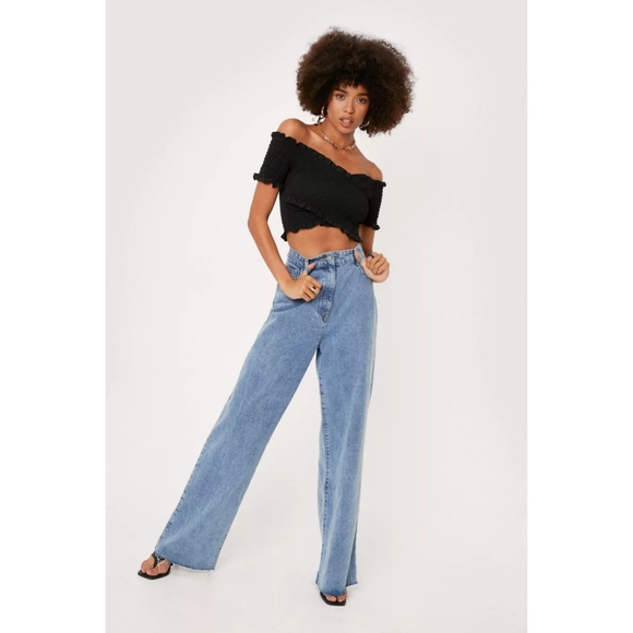 Nasty Gal Off Shoulder cropped top - Picture 3 of 6